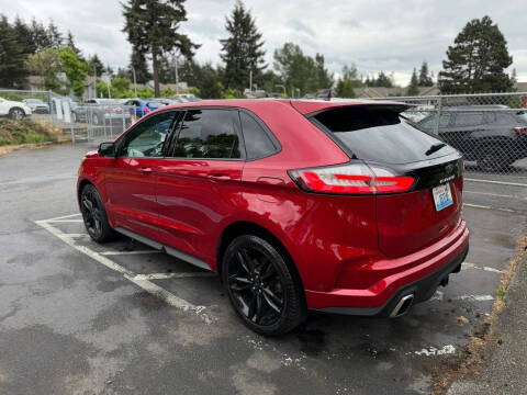 2022 Ford Edge ST