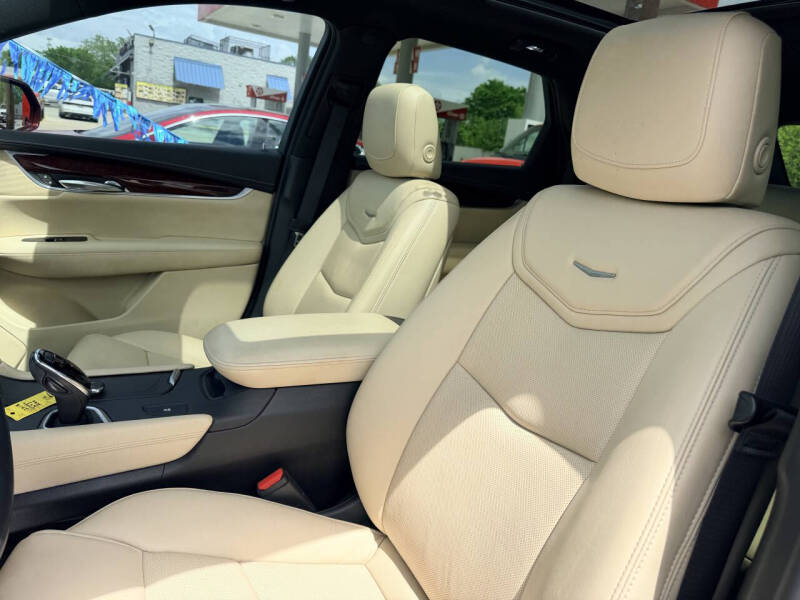 2018 Cadillac XT5 Luxury