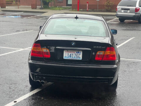 2004 BMW 3 Series 330xi