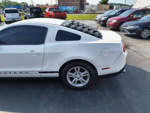 2011 Ford Mustang V6
