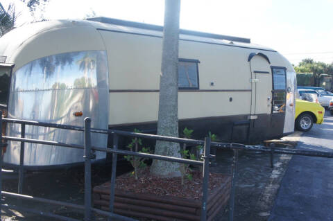 1963 Airstream Overlander 23'