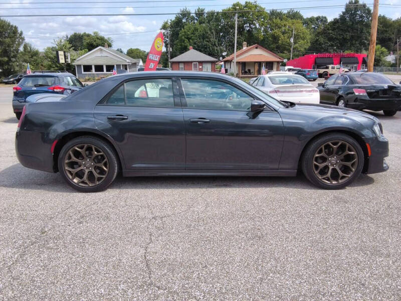 2017 Chrysler 300 S