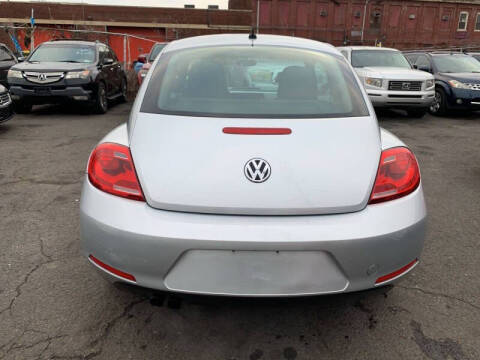 2012 Volkswagen Beetle 2.5L PZEV