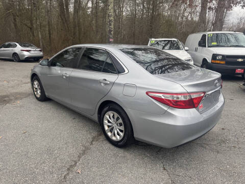 2016 Toyota Camry LE