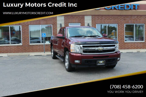 2009 Chevrolet Silverado 1500 for sale at Luxury Motors Credit Inc in Bridgeview IL