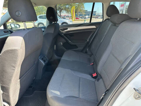 2016 Volkswagen Golf SportWagen TSI S