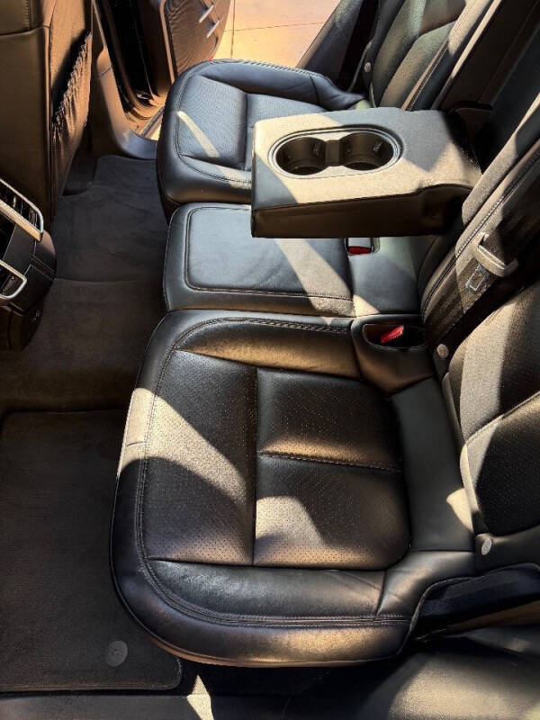 2018 Porsche Cayenne Platinum Edition