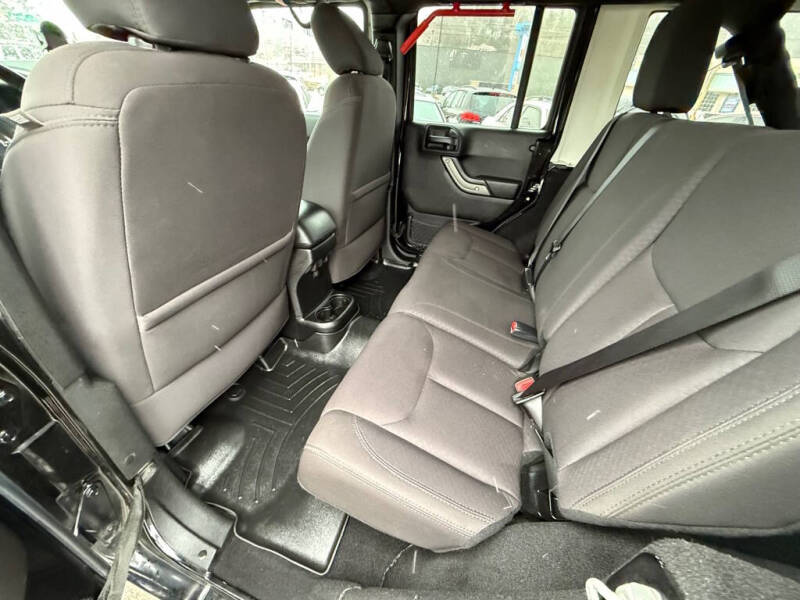 2015 Jeep Wrangler Unlimited Sport