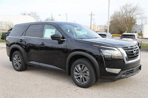 2025 Nissan Pathfinder S