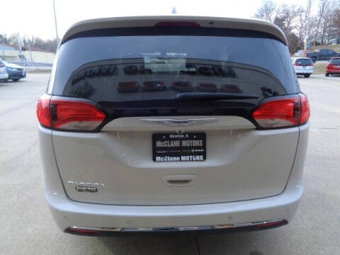 2020 Chrysler Pacifica Touring L