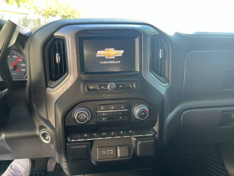 2023 Chevrolet Silverado 1500 Custom