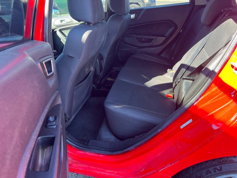 2015 Ford Fiesta SE