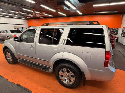 2011 Nissan Pathfinder Silver Edition