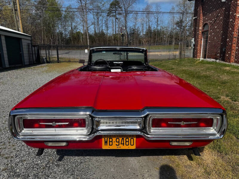 1964 Ford Thunderbird
