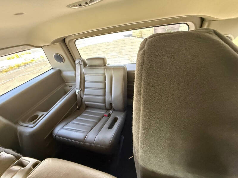 2004 HUMMER H2