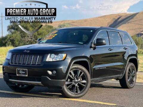 2013 Jeep Grand Cherokee for sale at Premier Auto Group Moses Lake in Moses Lake WA