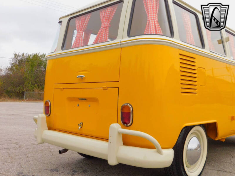 1975 Volkswagen Type 2
