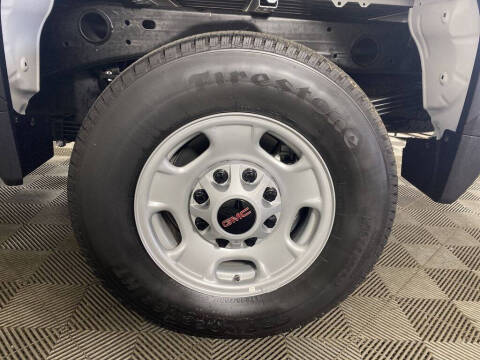 2025 GMC Sierra 2500HD Pro