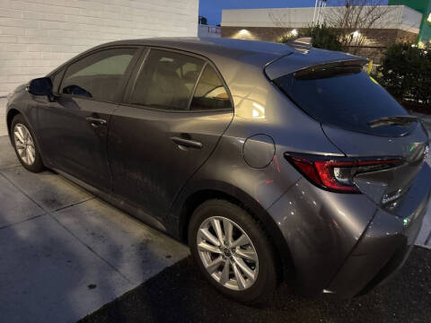 2025 Toyota Corolla Hatchback SE