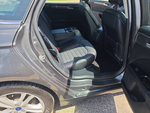 2018 Ford Fusion SE