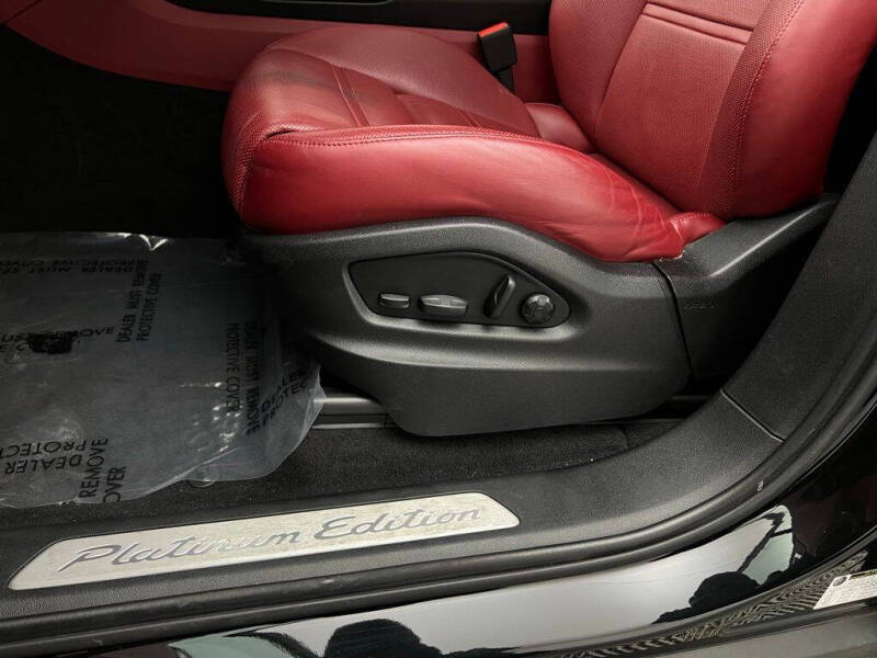 2023 Porsche Cayenne Coupe Platinum Edition