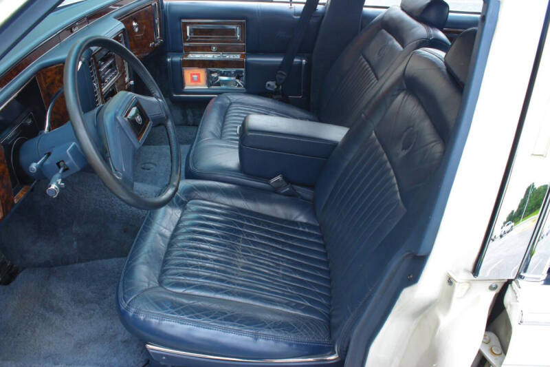 1990 Cadillac Brougham