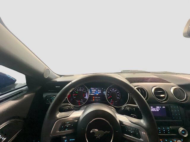 2020 Ford Mustang EcoBoost