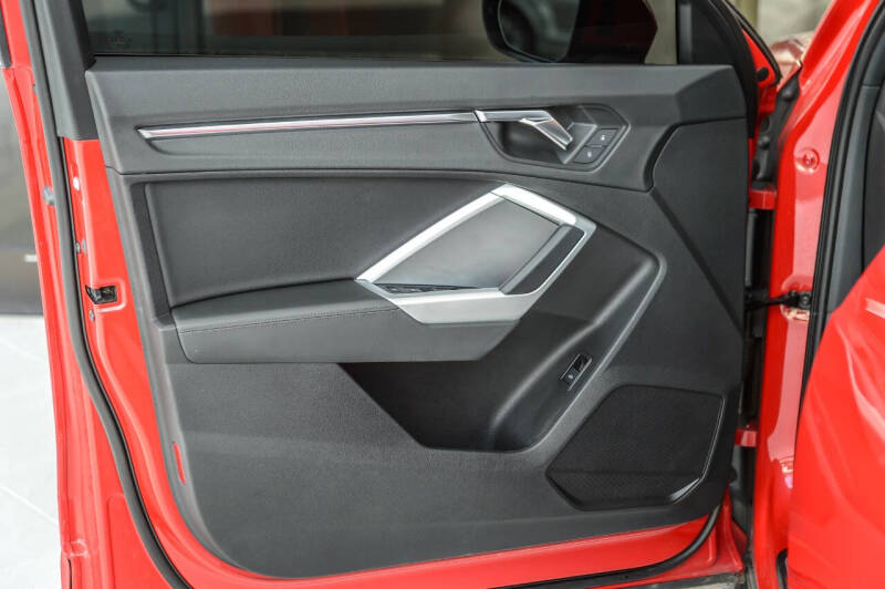 2021 Audi Q3 quattro S line Prem Plus 45 TFSI