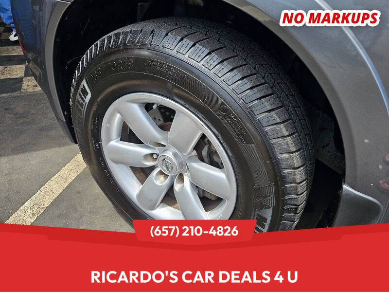 2013 Nissan Armada SV