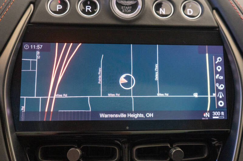 2022 Aston Martin DBX