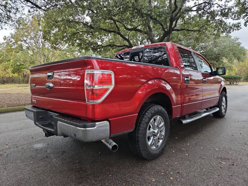 2013 Ford F-150 XLT photo 4