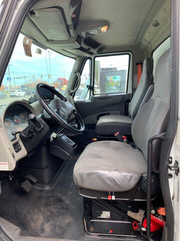 2011 International DuraStar 4400