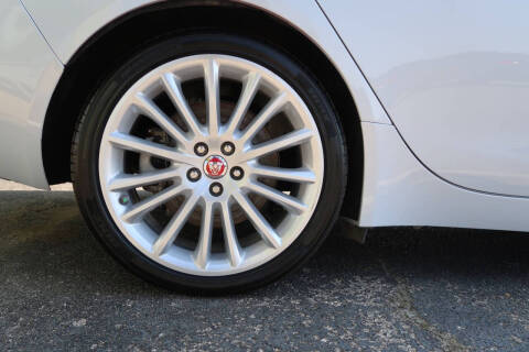 2017 Jaguar XE 35t First Edition