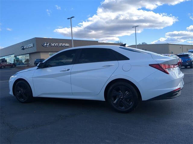 2023 Hyundai Elantra