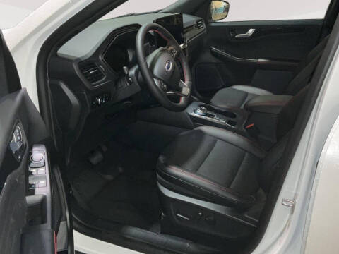 2026 Ford Escape ST-Line Select