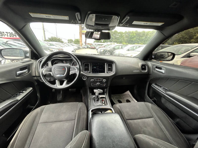2017 Dodge Charger SXT