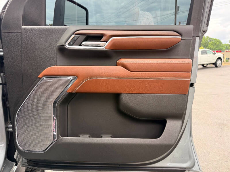 2024 GMC Sierra 2500HD Denali Ultimate