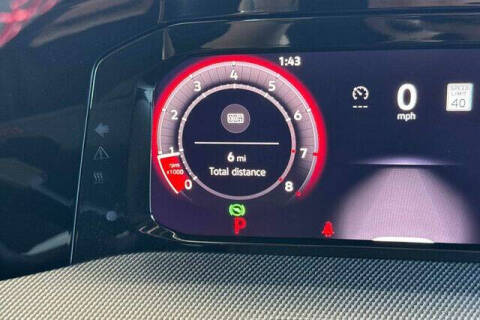 2025 Volkswagen Golf GTI SE