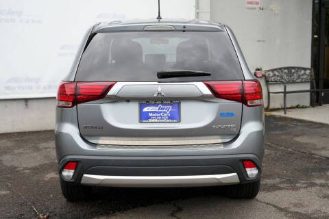 2016 Mitsubishi Outlander SE