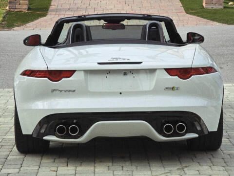 2016 Jaguar F-TYPE R