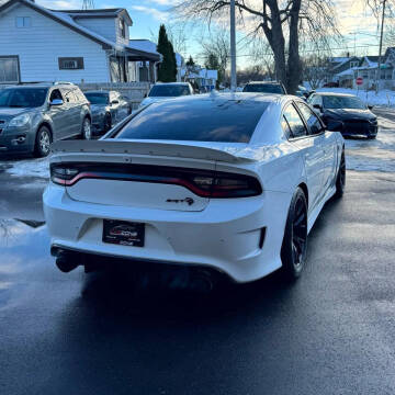 2016 Dodge Charger SRT Hellcat