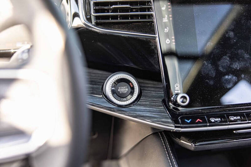 2022 Jeep Wagoneer Series II