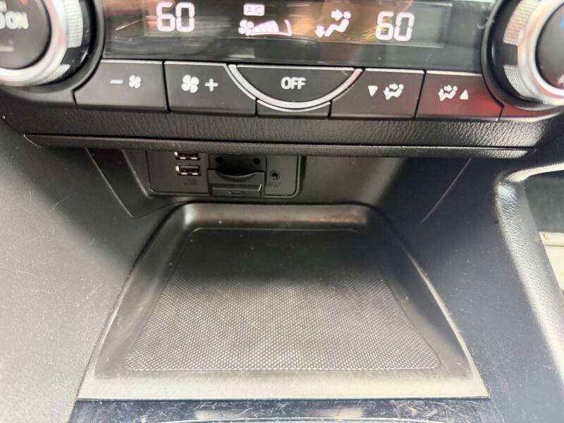 2017 Mazda MAZDA3 Grand Touring