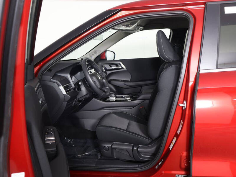 2026 Mitsubishi Outlander ES