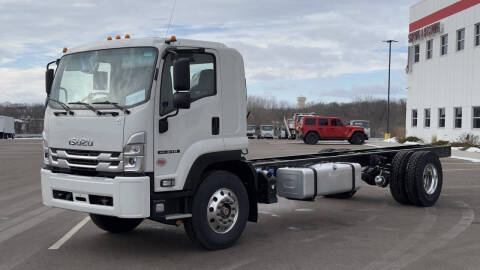2025 Isuzu FTR