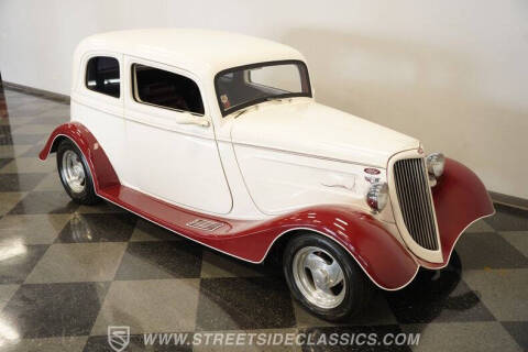 1933 Ford Victoria