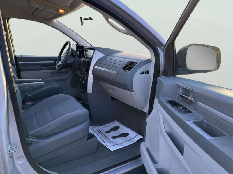 2009 Dodge Grand Caravan SE