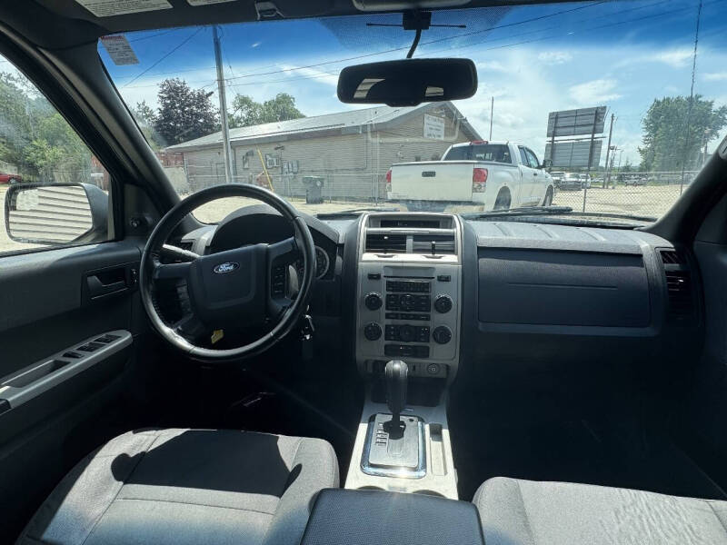 2011 Ford Escape XLT