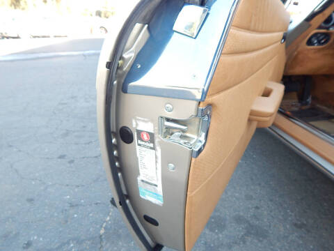 1987 Mercedes-Benz 560-Class 560 SL