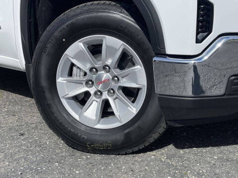 2025 GMC Sierra 1500 SLE